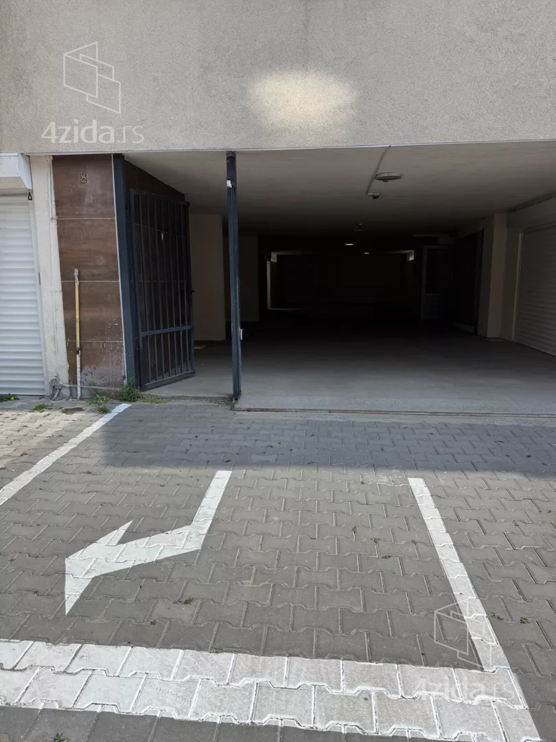 Garaža | 4zida