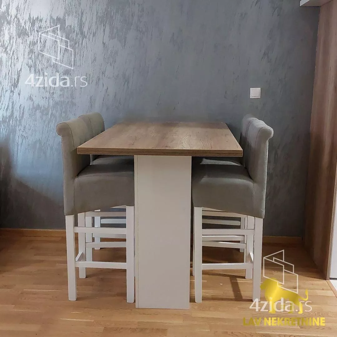 Jednoiposoban stan | 4zida