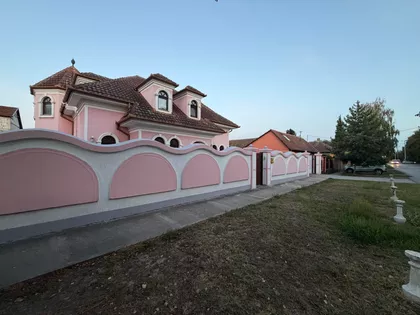 Kertvaroš | 4zida.rs