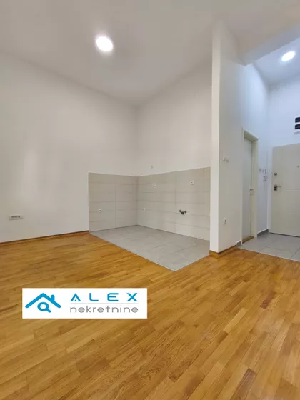 Svetojovanska | 4zida.rs