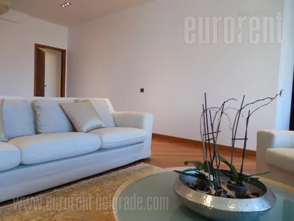 HRAM SVETOG SAVE | 4zida.rs