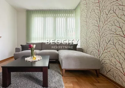 Autokomanda | 4zida.rs