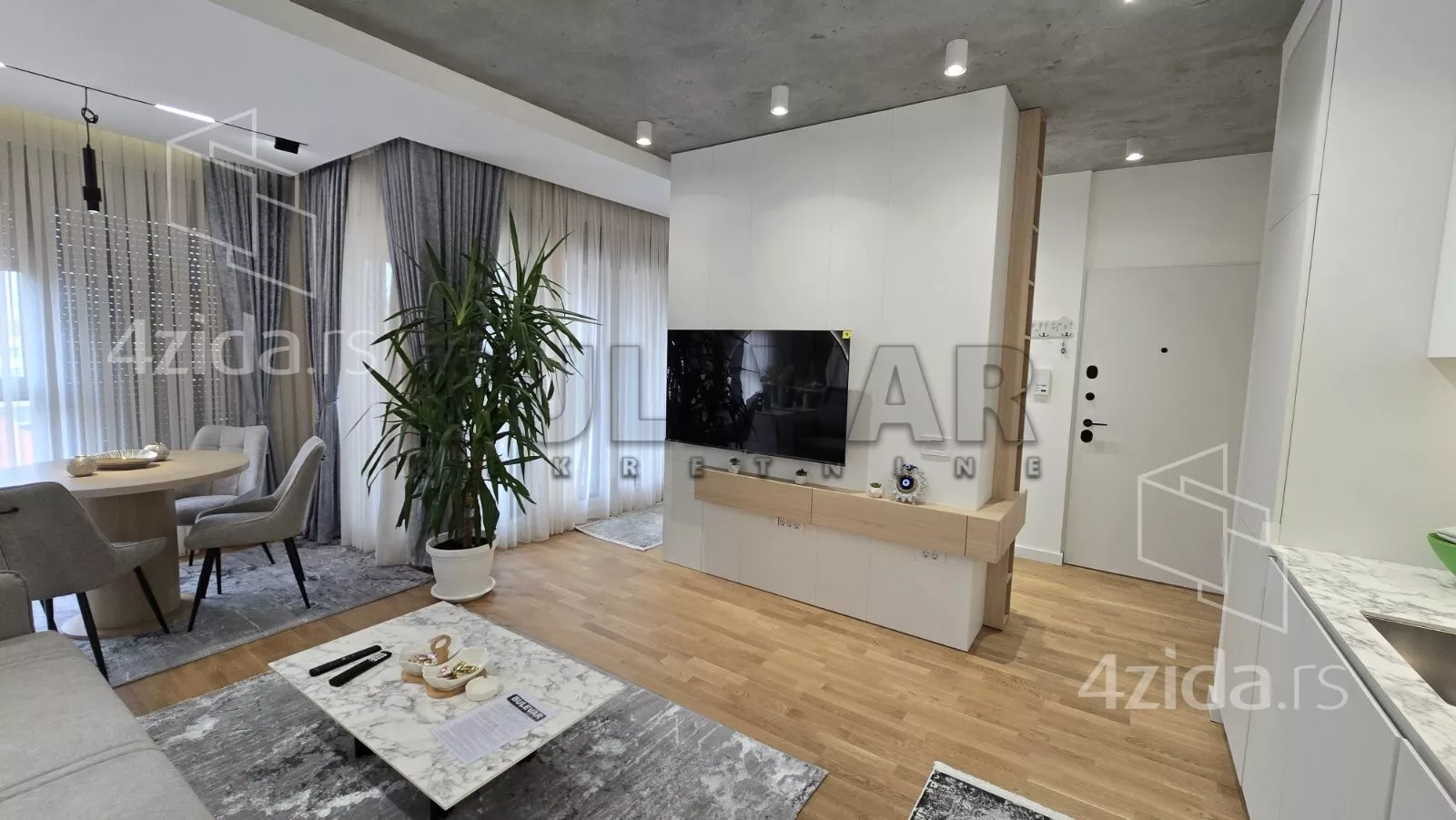 Jednoiposoban stan | 4zida