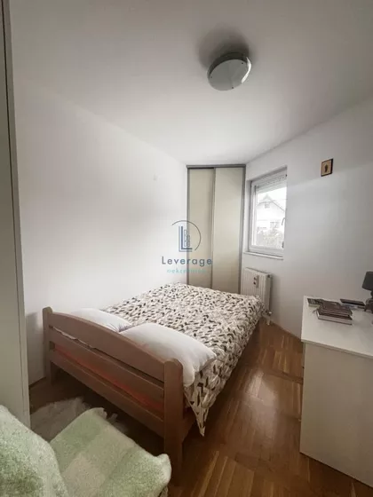 17. oktobra | 4zida.rs