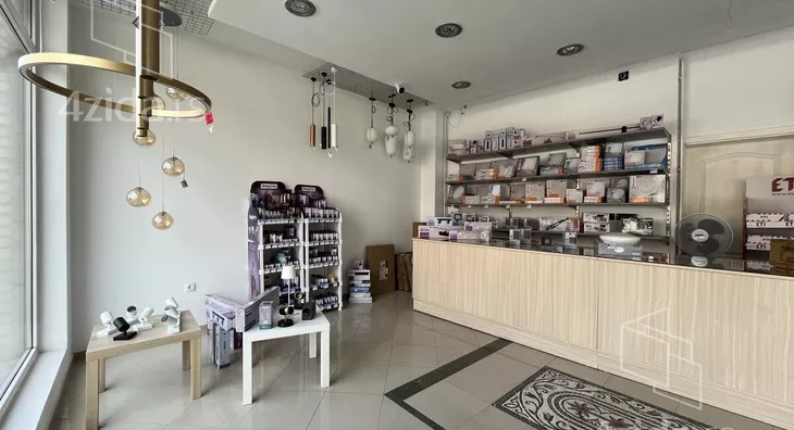 Lokal | 4zida