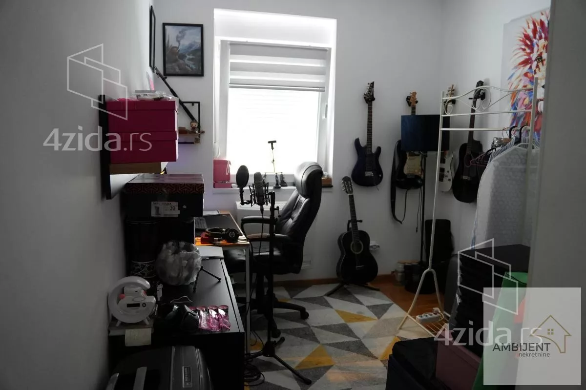 Troiposoban stan | 4zida