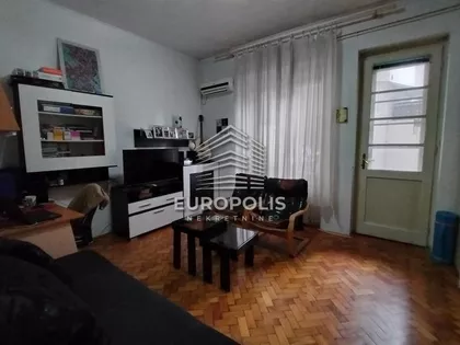 Avijatičarski trg | 4zida.rs
