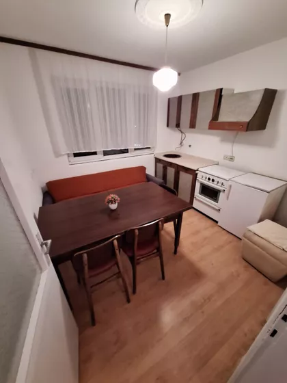 Paje Jovanovića 11 | 4zida.rs