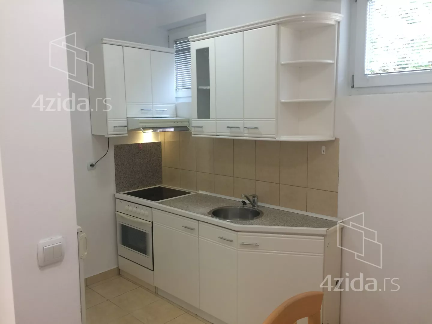 Garsonjera | 4zida