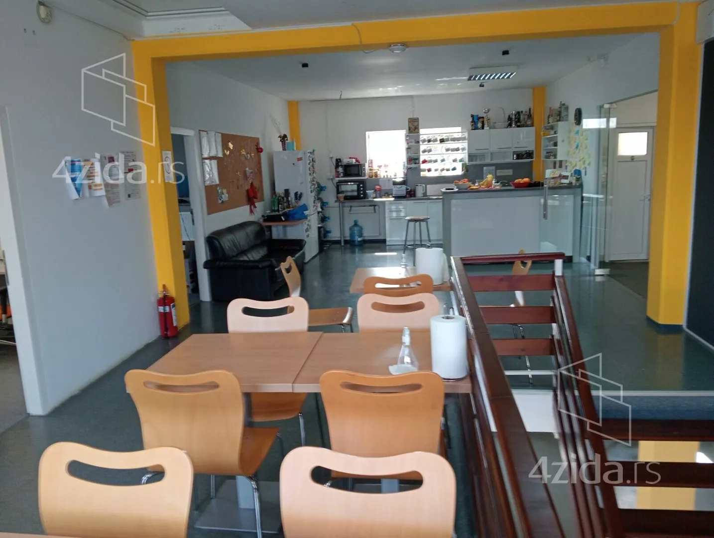 Poslovni prostor | 4zida