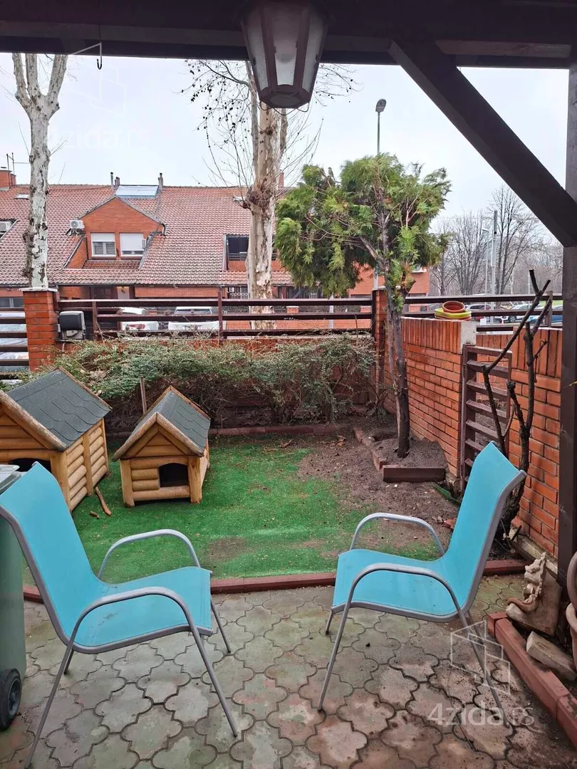 3-etažna kuća | 4zida