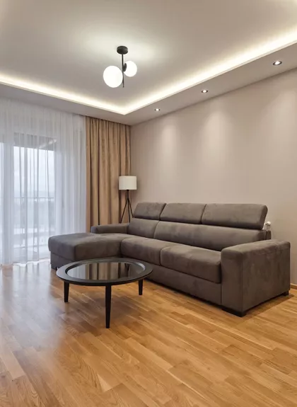 Mine Karadžić | 4zida.rs