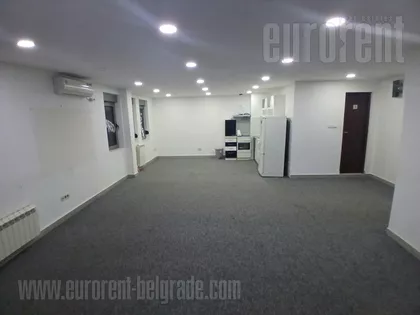 DONJI DORĆOL | 4zida.rs