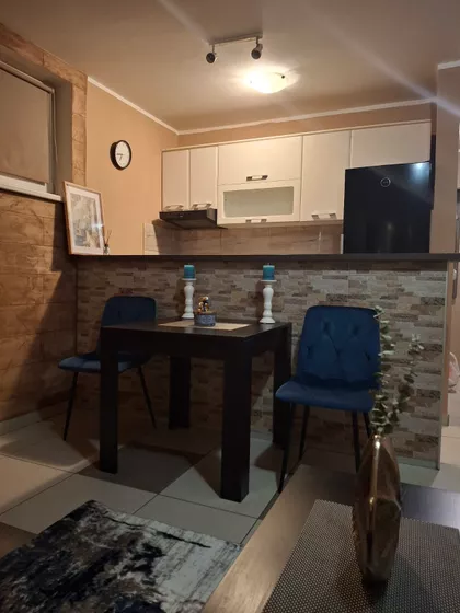 Zeke Buljubaše 12 | 4zida.rs