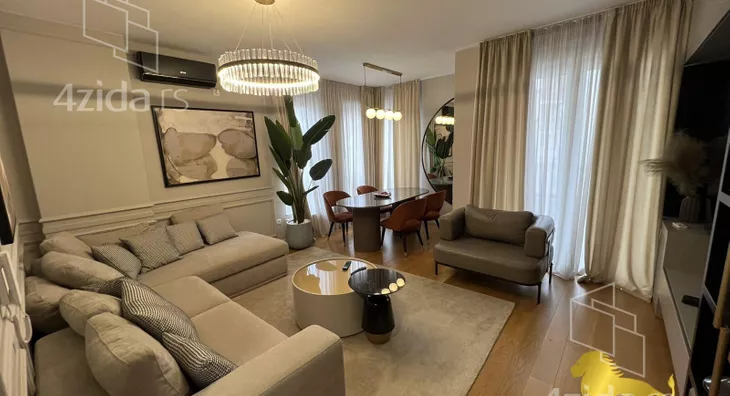 Troiposoban stan | 4zida