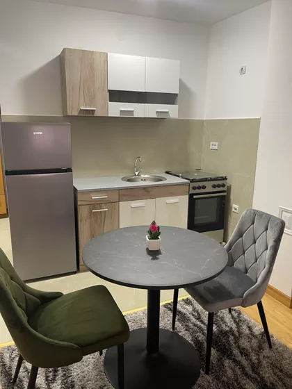 Milovana Krstica 2 | 4zida.rs