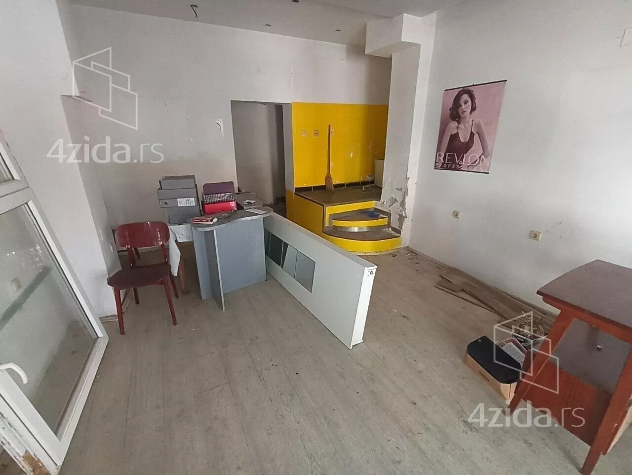 Lokal | 4zida