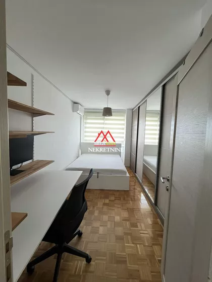 Bate Brkića | 4zida.rs