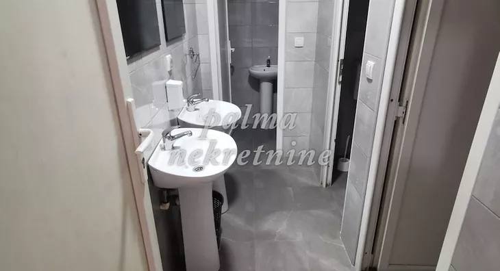 Ugostiteljski objekat | 4zida