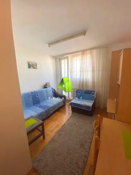 Dom Zdravlja | 4zida.rs