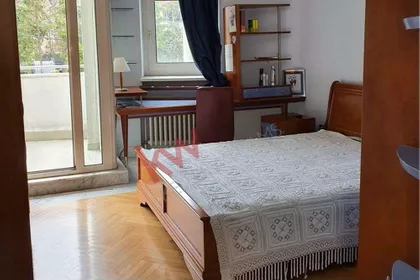 Sanje Živanovića | 4zida.rs