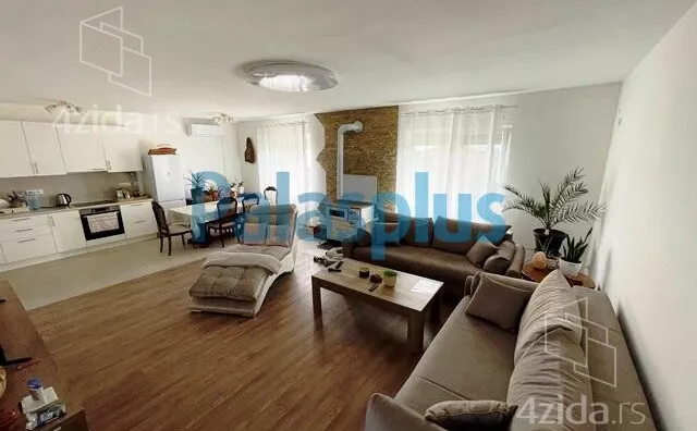 4-etažna kuća | 4zida