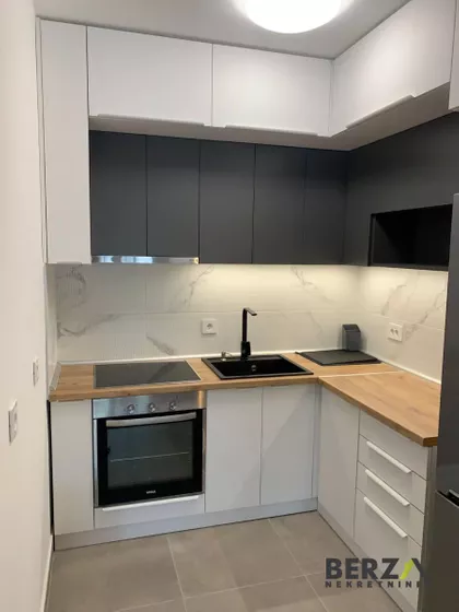 Novo Naselje | 4zida.rs