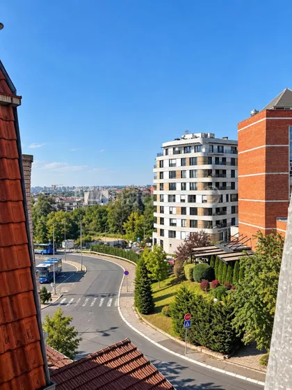 Banovo Brdo | 4zida.rs