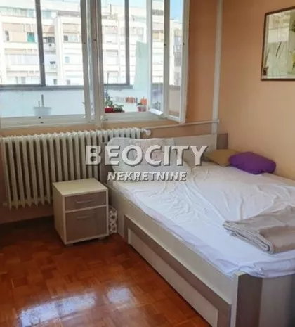 Gagarinova | 4zida.rs