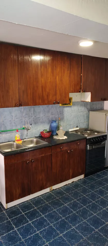 Benzonova | 4zida.rs