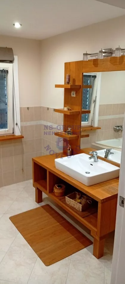 Gradske lokacije | 4zida.rs