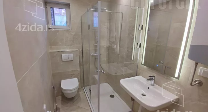 Petosoban stan | 4zida