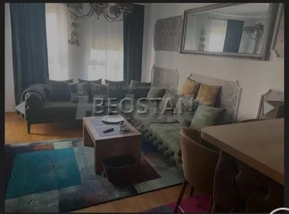 Uroša Martinovića | 4zida.rs