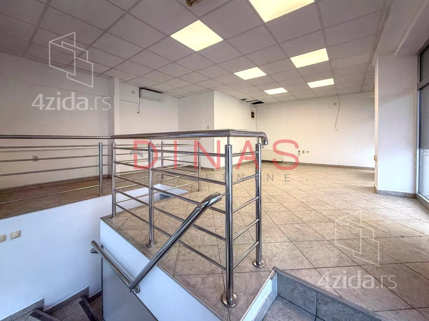 Poslovni prostor | 4zida