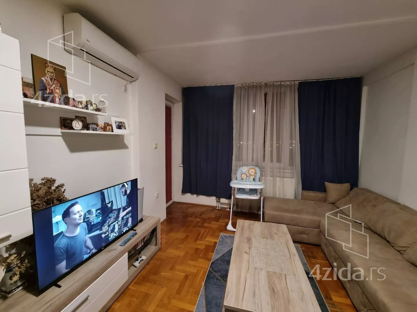 Jednoiposoban stan | 4zida