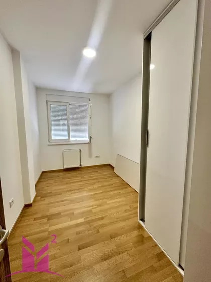 Novo Naselje | 4zida.rs
