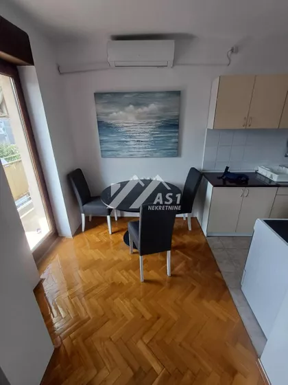 Braće Ribnikar | 4zida.rs