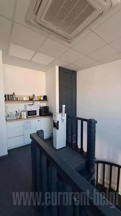 KNEZ MIHAILOVA | 4zida.rs