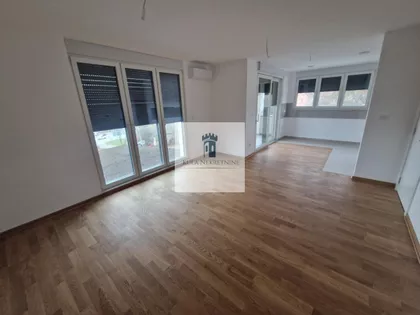 Sremska Kamenica | 4zida.rs