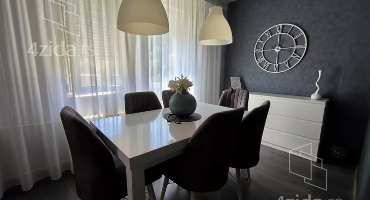 3-etažna kuća | 4zida