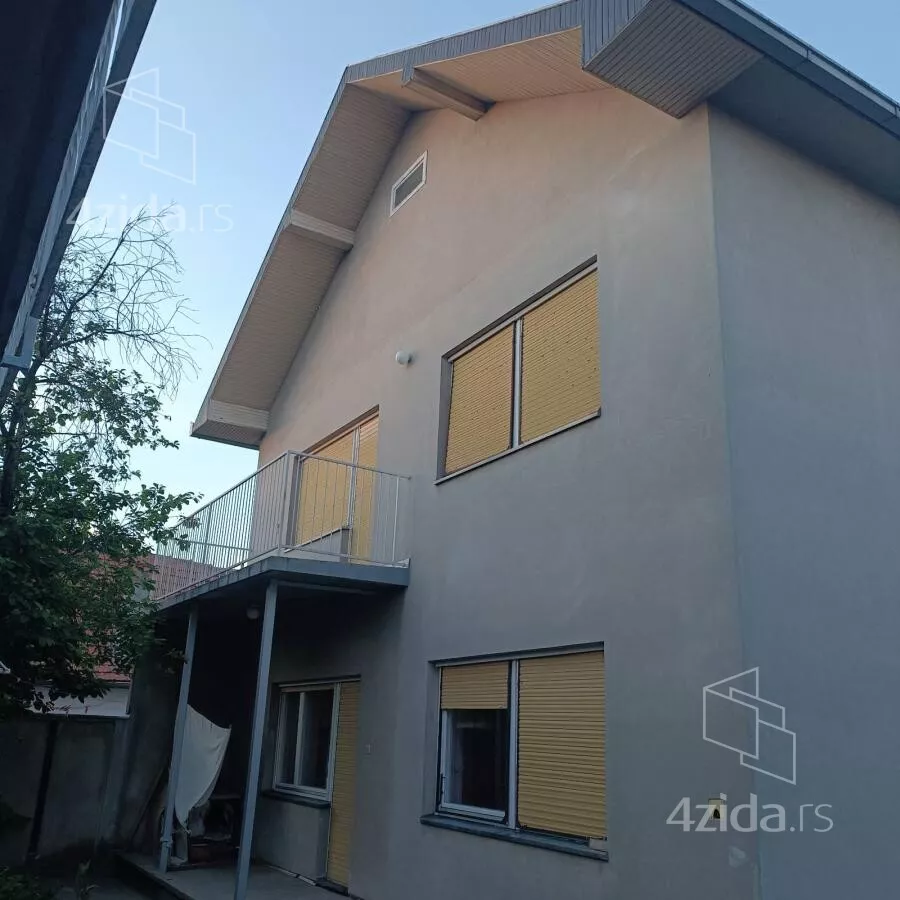 Kuća | 4zida