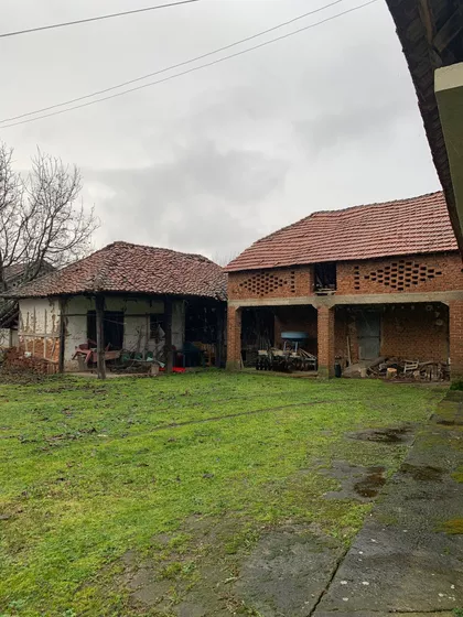 Raševica | 4zida.rs