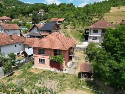 Sjenička  | 4zida.rs