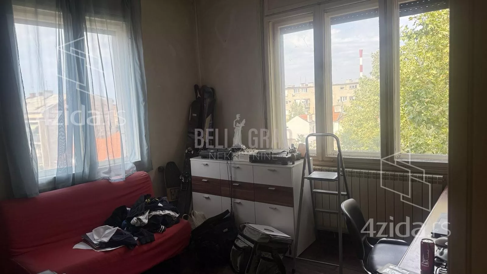 Petosoban stan | 4zida