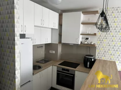 BATE BRKIĆA | 4zida.rs