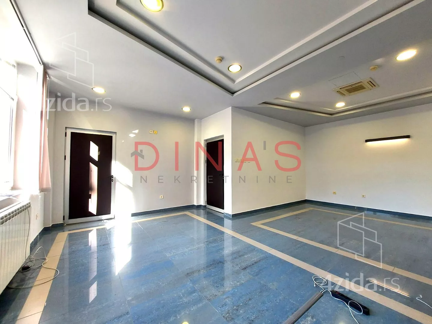 Poslovni prostor | 4zida