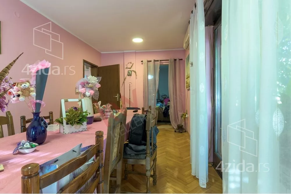3-etažna kuća | 4zida