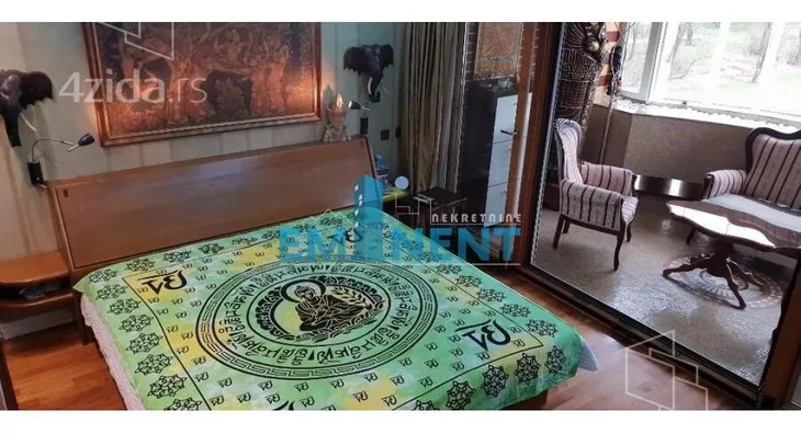 Petosoban stan | 4zida