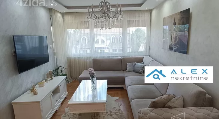 Četvorosoban stan | 4zida