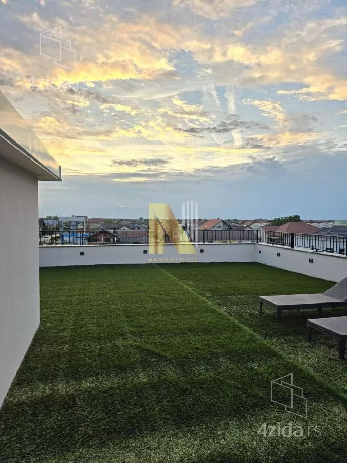 Troiposoban stan | 4zida